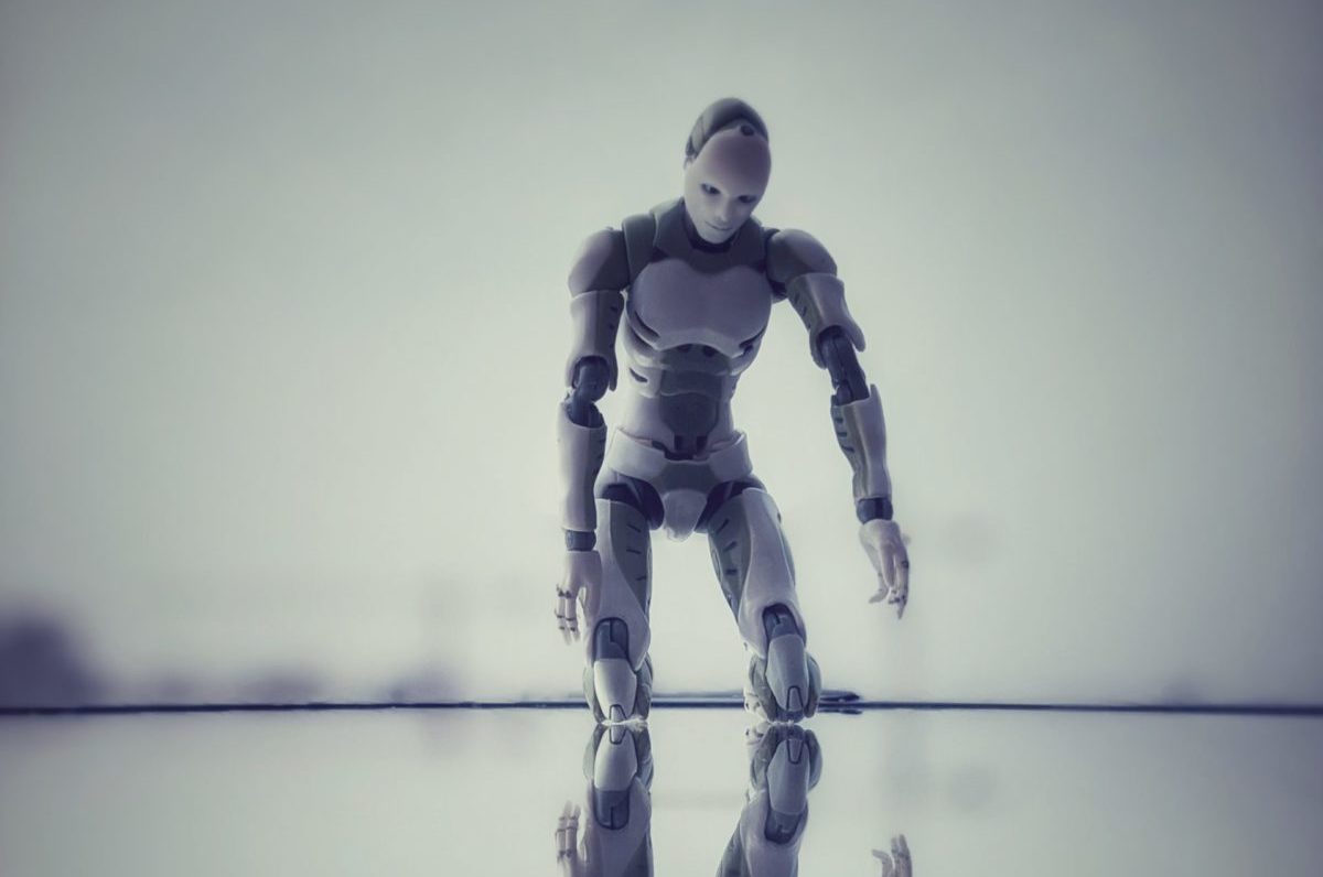 Los Robots No Nos Destruirán: Cómo la Automatización Crea Empleos